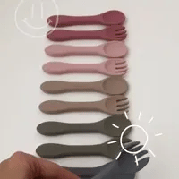 SET DE VAJILLA DE SILICONA PARA BEBÉ 😍👶 ¡Trae 7 utensilios diferentes para tu pequeño! - Ofertas